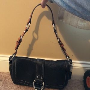 Authentic leather Coach shoulder bag.